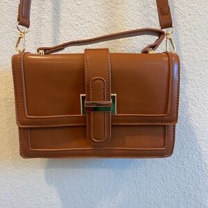 Elegant Brown Shoulder Bag